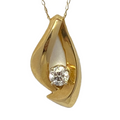 14K yellow gold pendant with Diamonds
