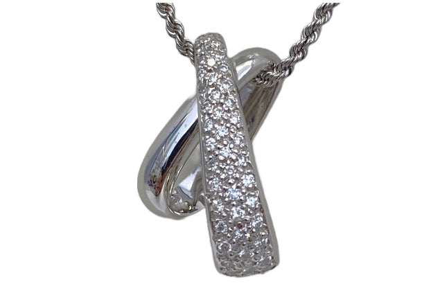 14K white gold pendant with Diamonds