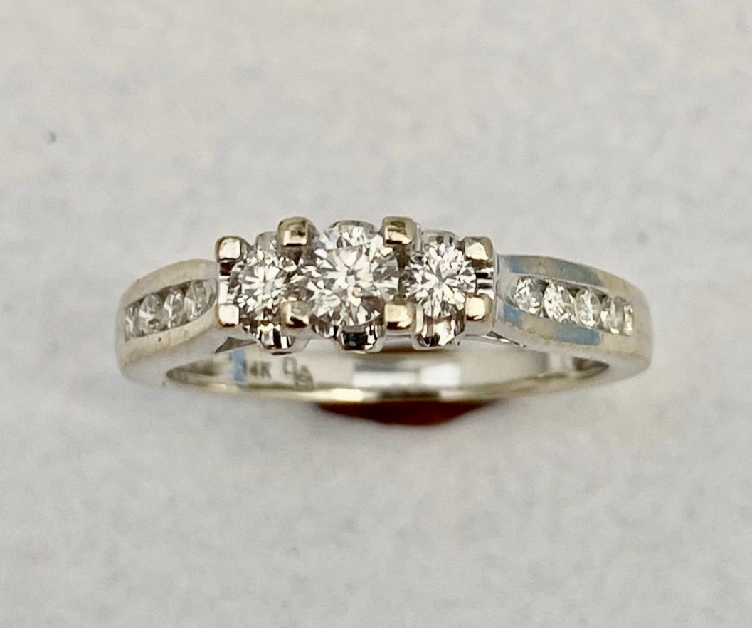 Three stone Diamond Ring in 14K White Gold